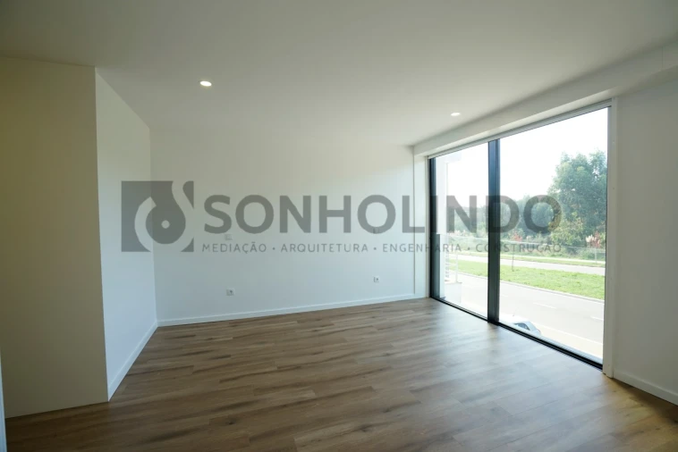 Apartamento T4 para Venda em Moreira Foto 20