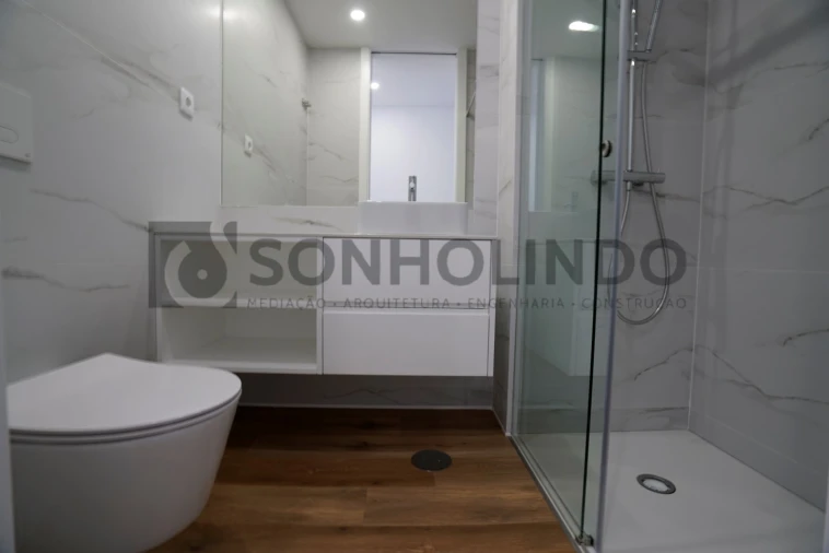 Apartamento T4 para Venda em Moreira Foto 29