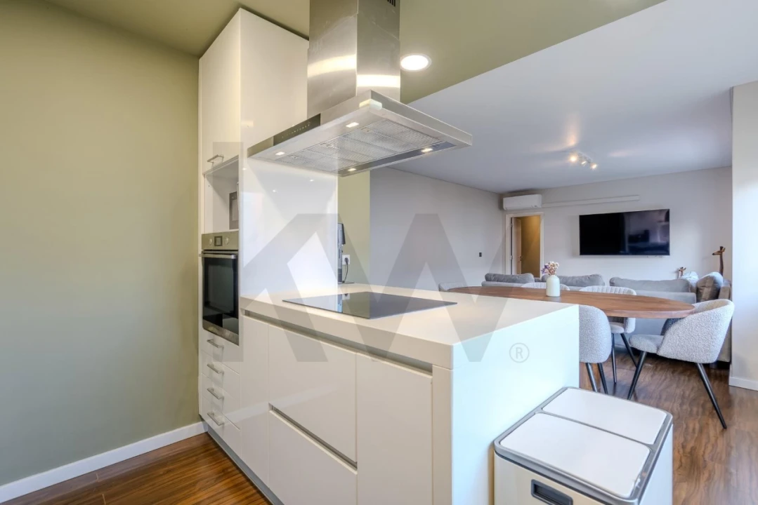 Apartamento T2 para Venda em São Domingos de Rana Foto 5