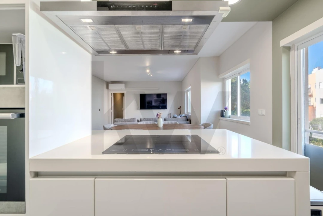 Apartamento T2 para Venda em São Domingos de Rana Foto 6