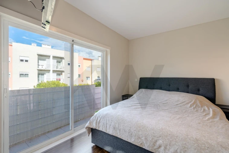 Apartamento T2 para Venda em São Domingos de Rana Foto 12