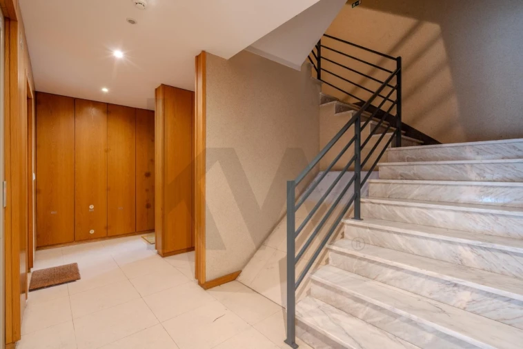 Apartamento T2 para Venda em São Domingos de Rana Foto 28