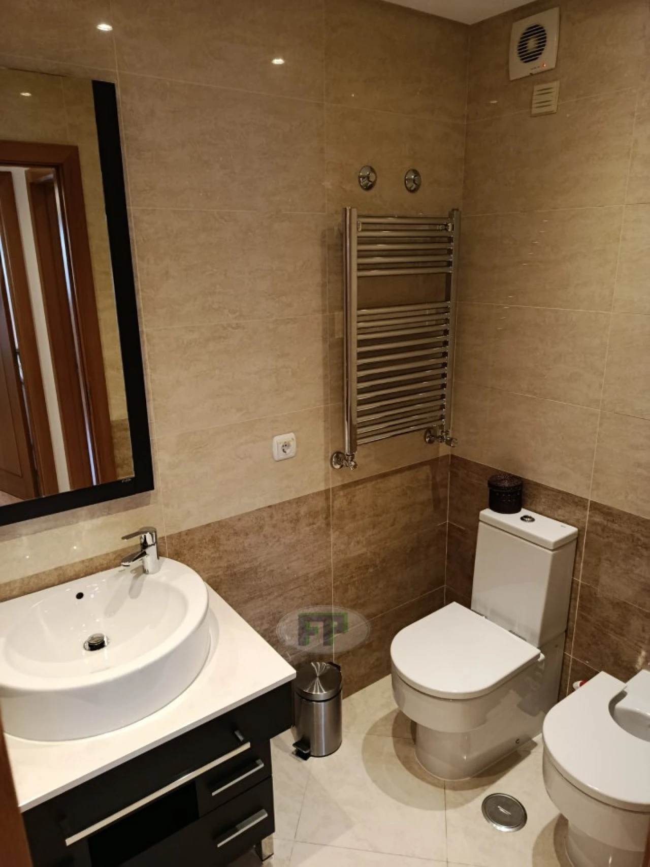 Apartamento T3 para Arrendamento em Santa Iria de Azoia, São João da Talha e Bobadela Foto 14