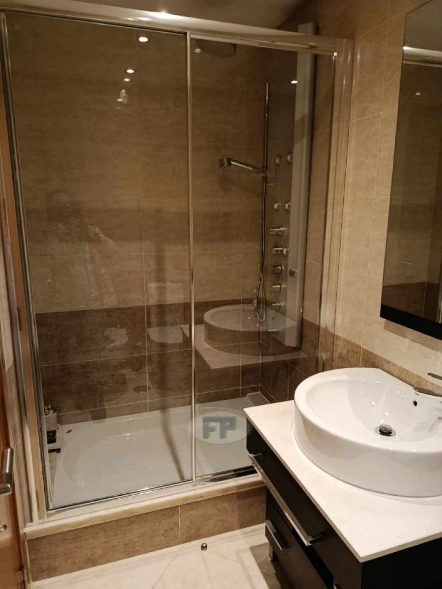 Apartamento T3 para Arrendamento em Santa Iria de Azoia, São João da Talha e Bobadela Foto 15