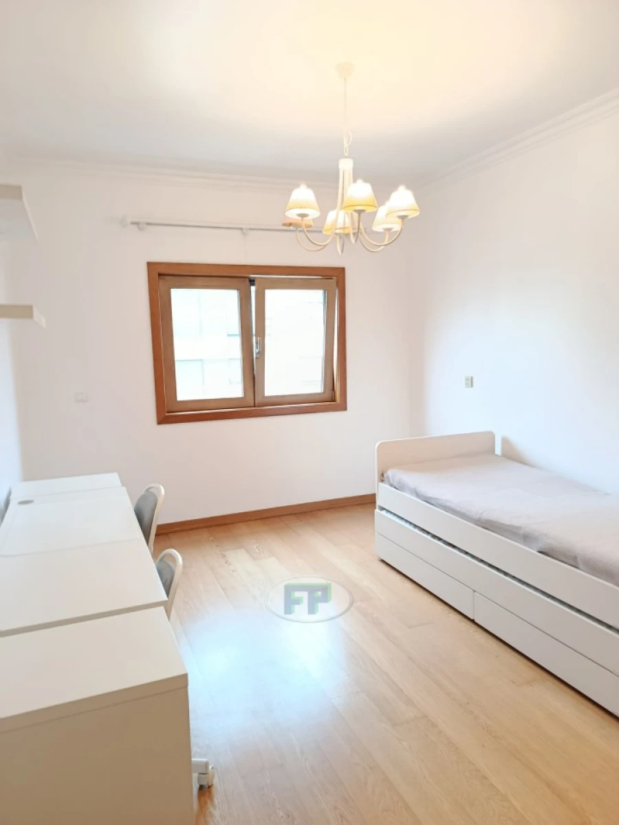 Apartamento T3 para Arrendamento em Santa Iria de Azoia, São João da Talha e Bobadela Foto 18