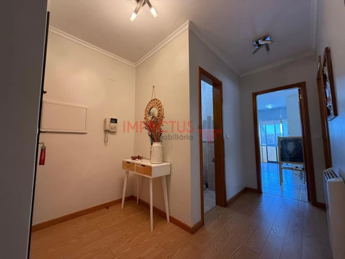 Apartamento T2 para Venda em Arvore Foto 9