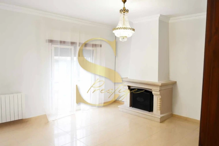 Moradia T4 para Venda em Santa Eufémia e Boa Vista Foto 5