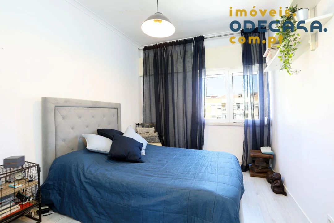 Apartamento T3 para Venda em Póvoa de Santo Adrião e Olival Basto Foto 12