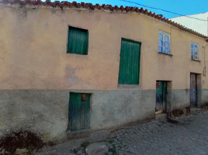 Moradia T1 para Venda em Castelo de Penalva