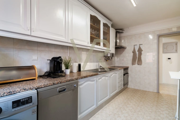 Apartamento T3 para Venda em Cacém e São Marcos Foto 4