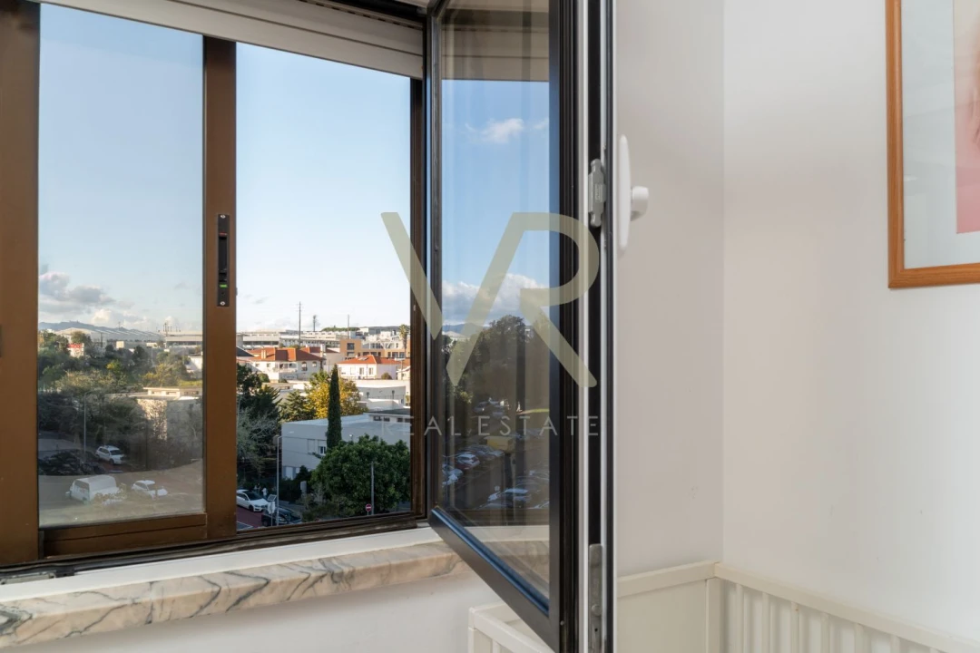 Apartamento T3 para Venda em Cacém e São Marcos Foto 13