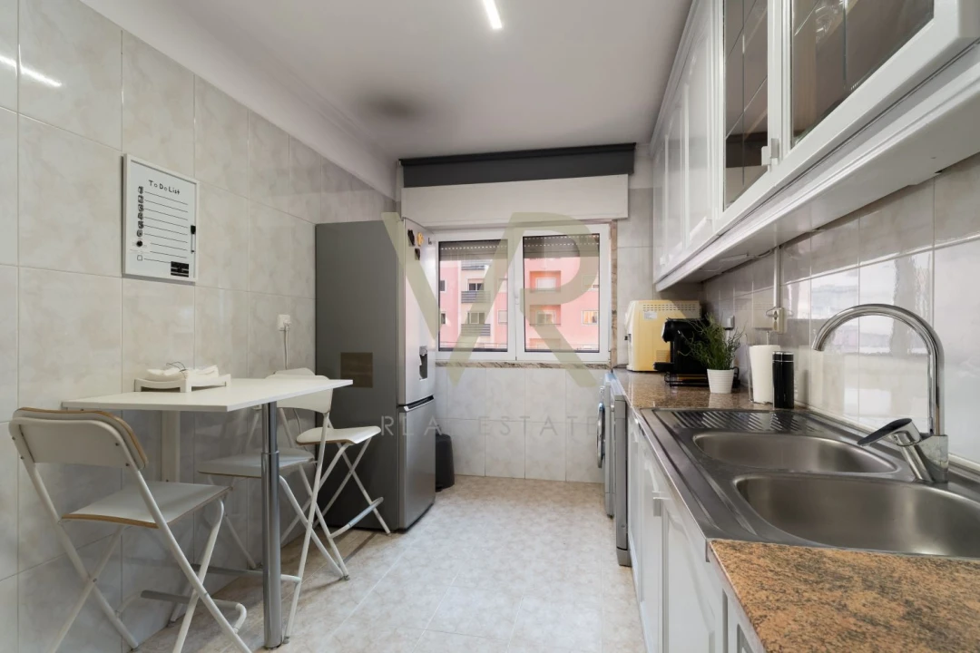 Apartamento T3 para Venda em Cacém e São Marcos Foto 20