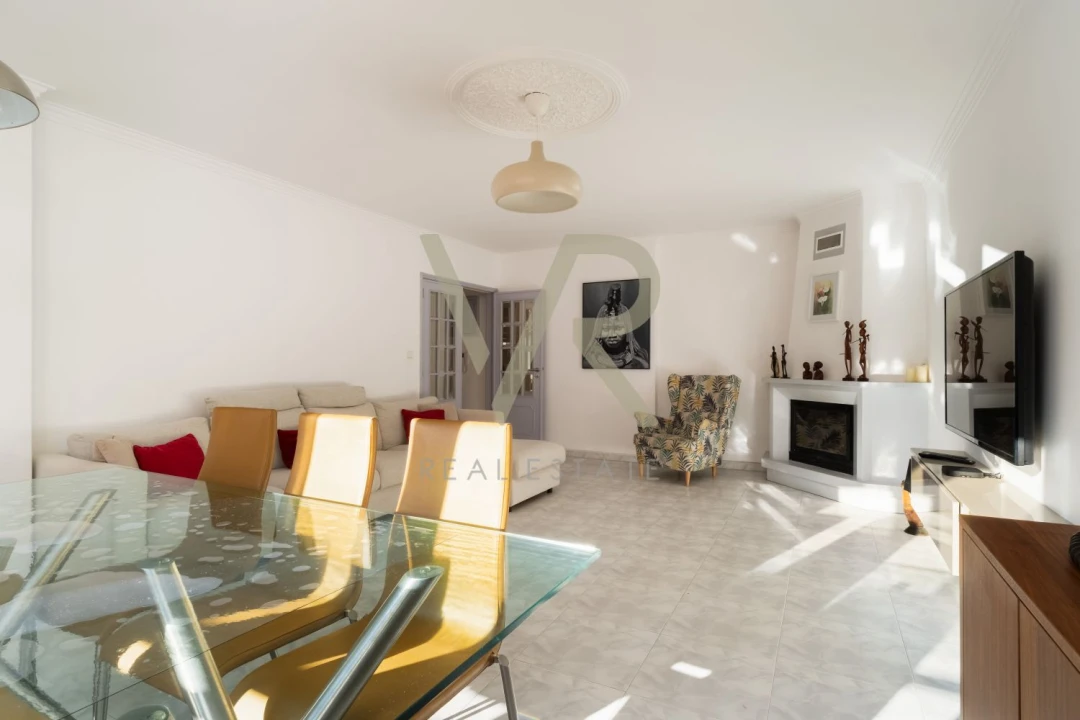 Apartamento T3 para Venda em Cacém e São Marcos Foto 18