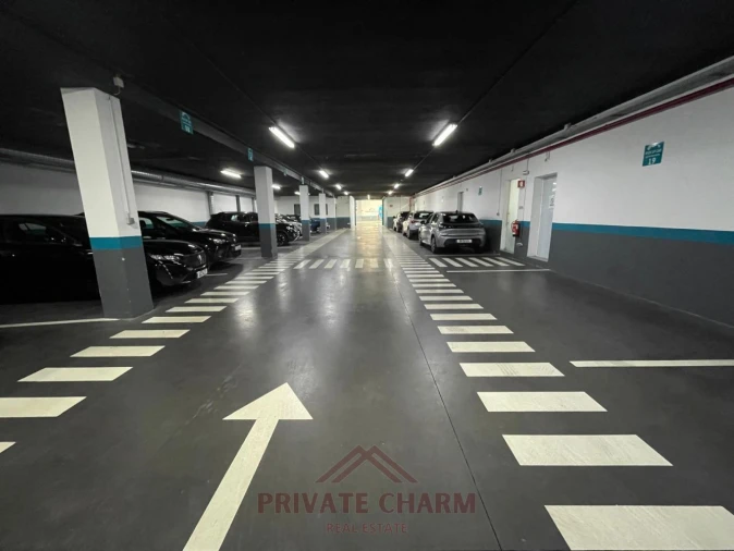 Loja para Arrendamento em Sacavém e Prior Velho Foto 6