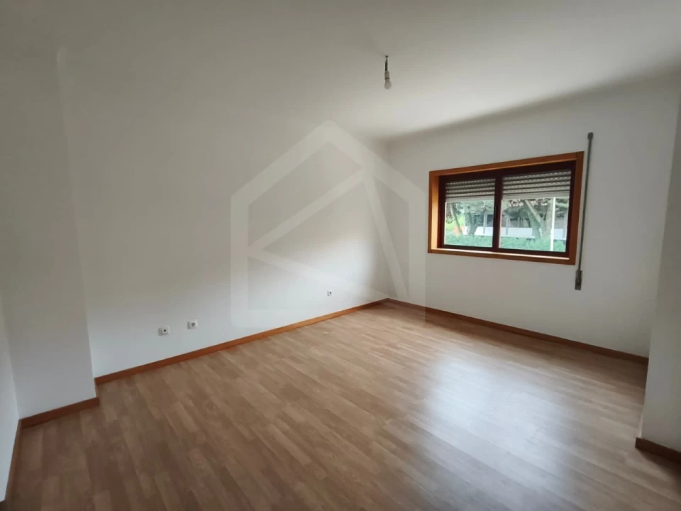 Apartamento T3 para Venda em O. Azeméis, Riba-Ul, Ul, Macinhata Seixa, Madail Foto 16