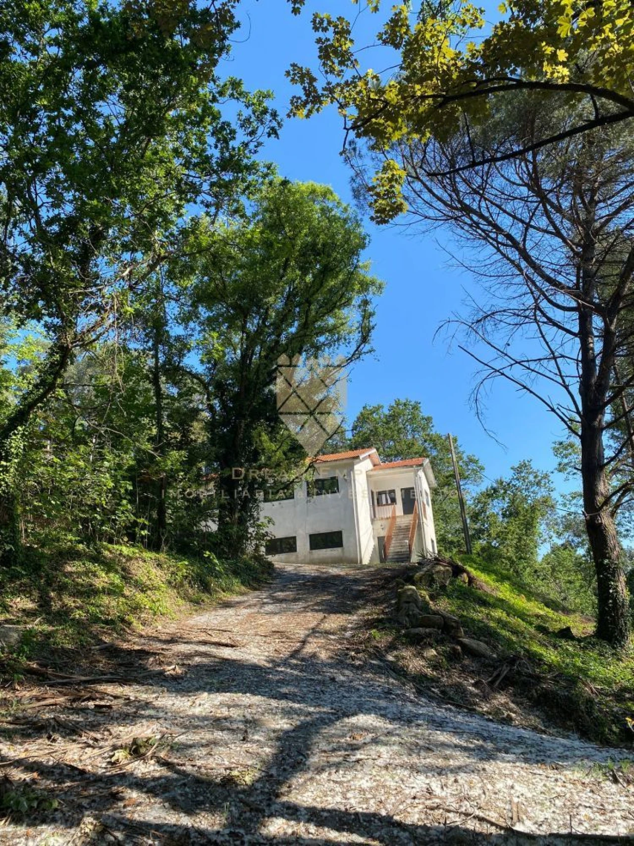 Quinta T0 para Venda em Paço de Sousa Foto 26