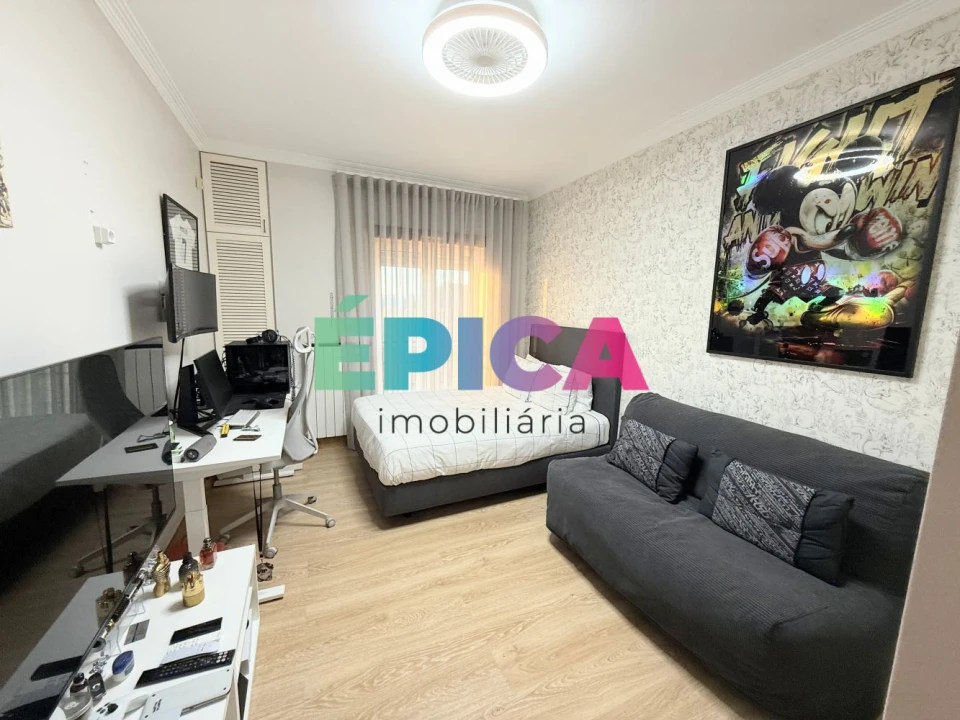 Apartamento T3 para Venda em Queluz e Belas Foto 47