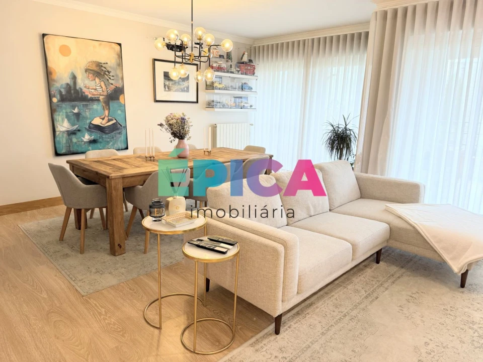 Apartamento T3 para Venda em Queluz e Belas Foto 1