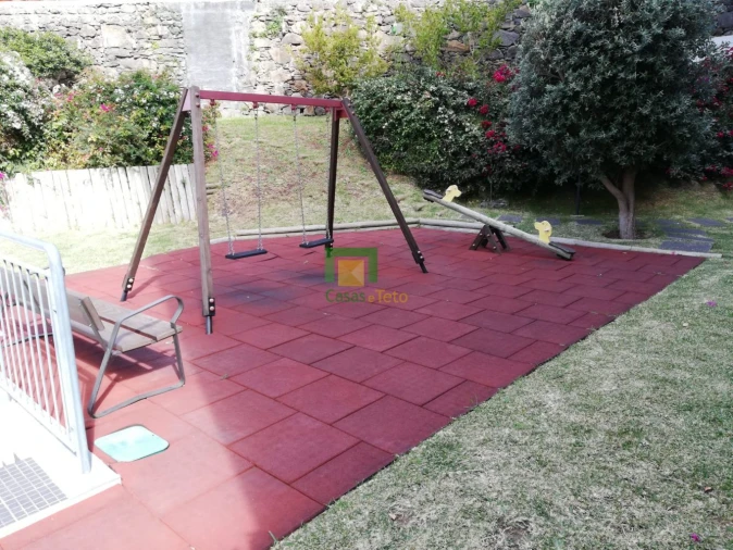 Apartamento T2 para Venda em Caniço Foto 3