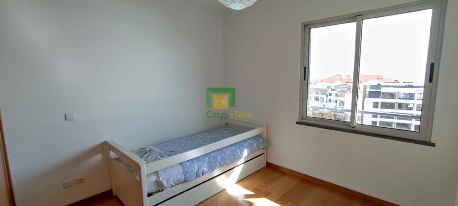 Apartamento T2 para Venda em Caniço Foto 2