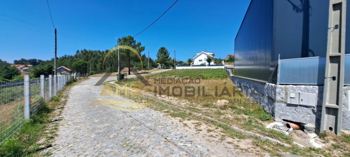 Terreno para Venda em Britelo, Gémeos e Ourilhe Foto 16