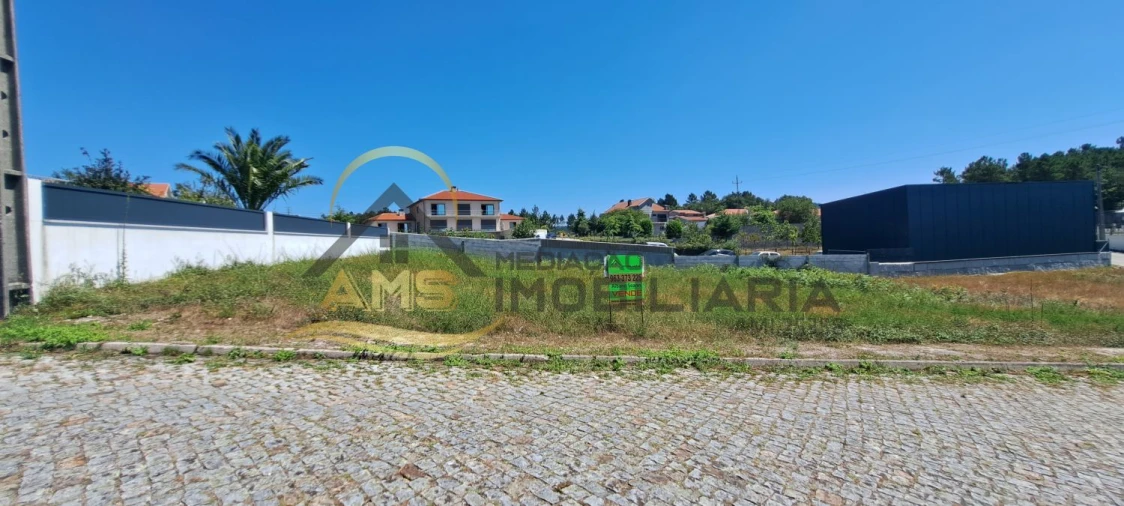 Terreno para Venda em Britelo, Gémeos e Ourilhe Foto 3
