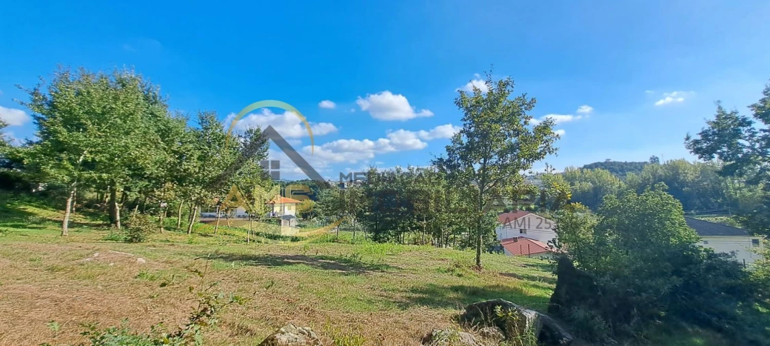 Terreno para Venda em Fornelos Foto 11