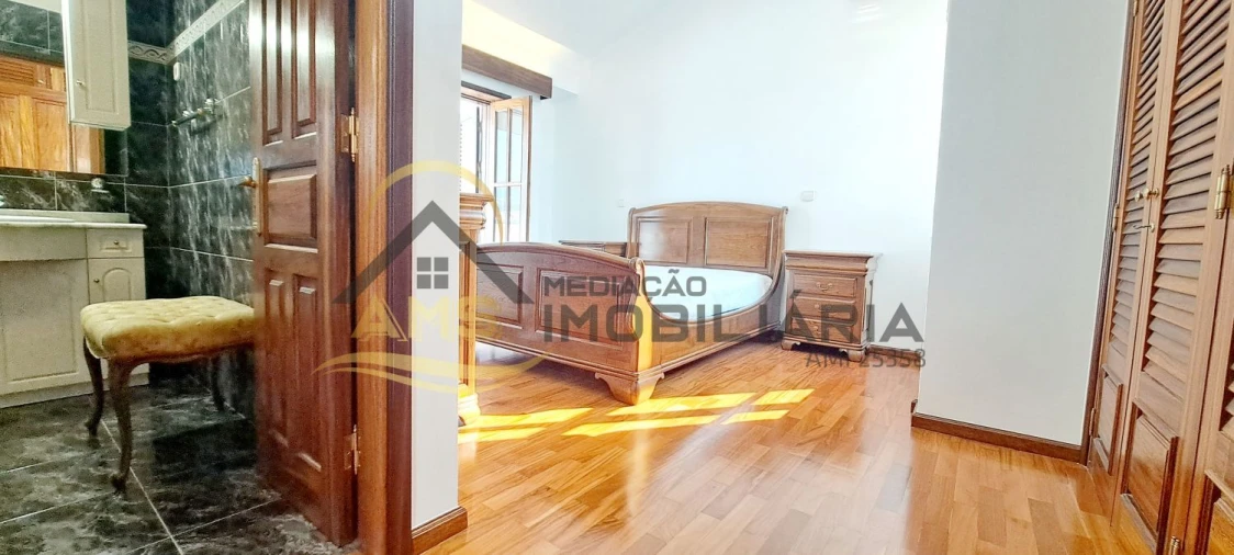 Moradia T4 para Venda em Fafe Foto 43