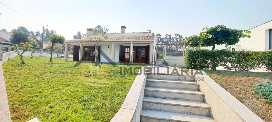 Moradia T4 para Venda em Fafe Foto 6