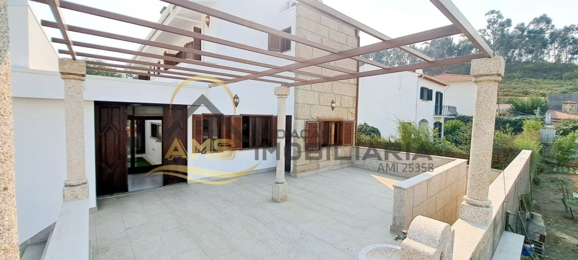 Moradia T4 para Venda em Fafe Foto 7