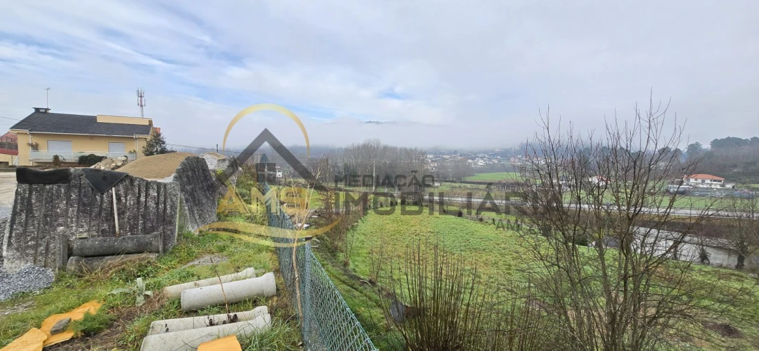 Terreno para Venda em Fafe Foto 16