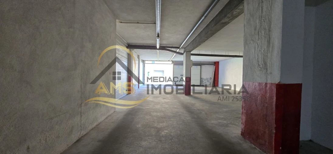 Garagem para Venda em Fafe Foto 20