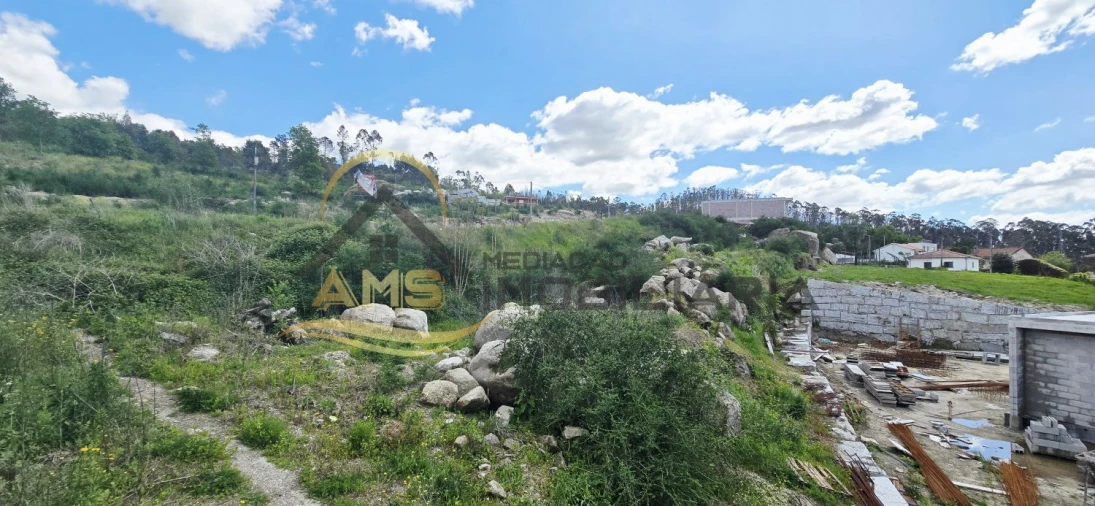 Terreno para Venda em Cepães e Fareja Foto 8