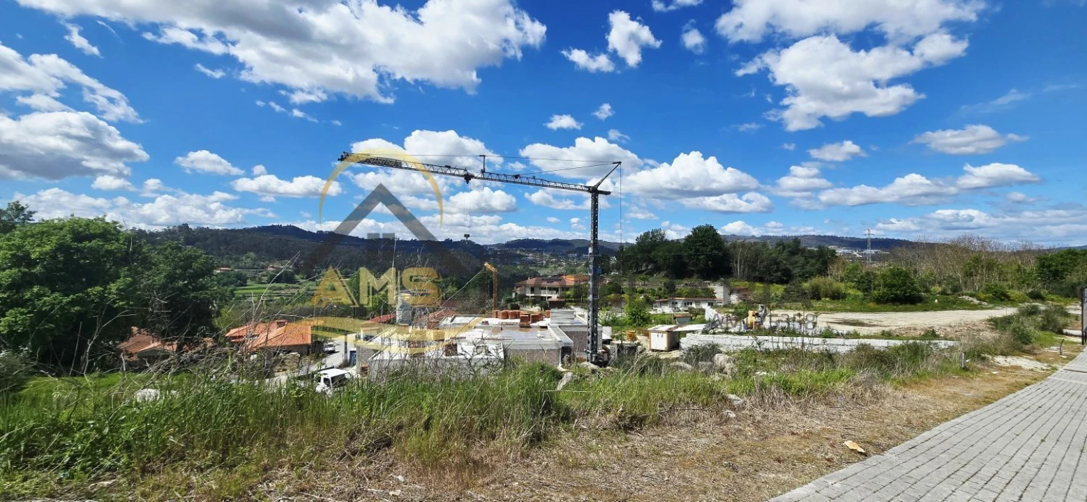 Terreno para Venda em Cepães e Fareja Foto 13