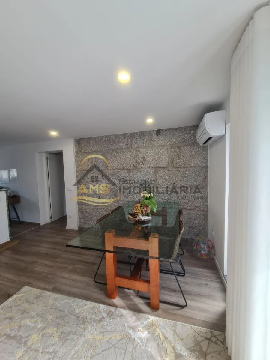 Moradia T3 para Venda em Golães Foto 7