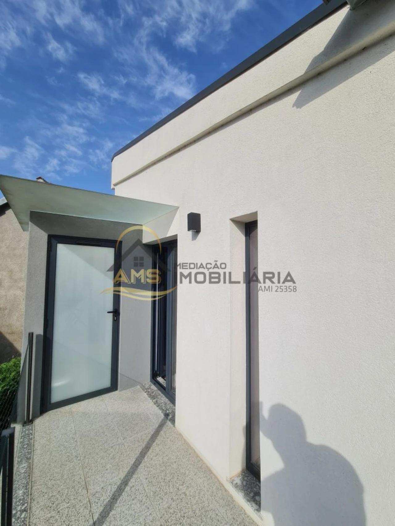 Moradia T3 para Venda em Golães Foto 29