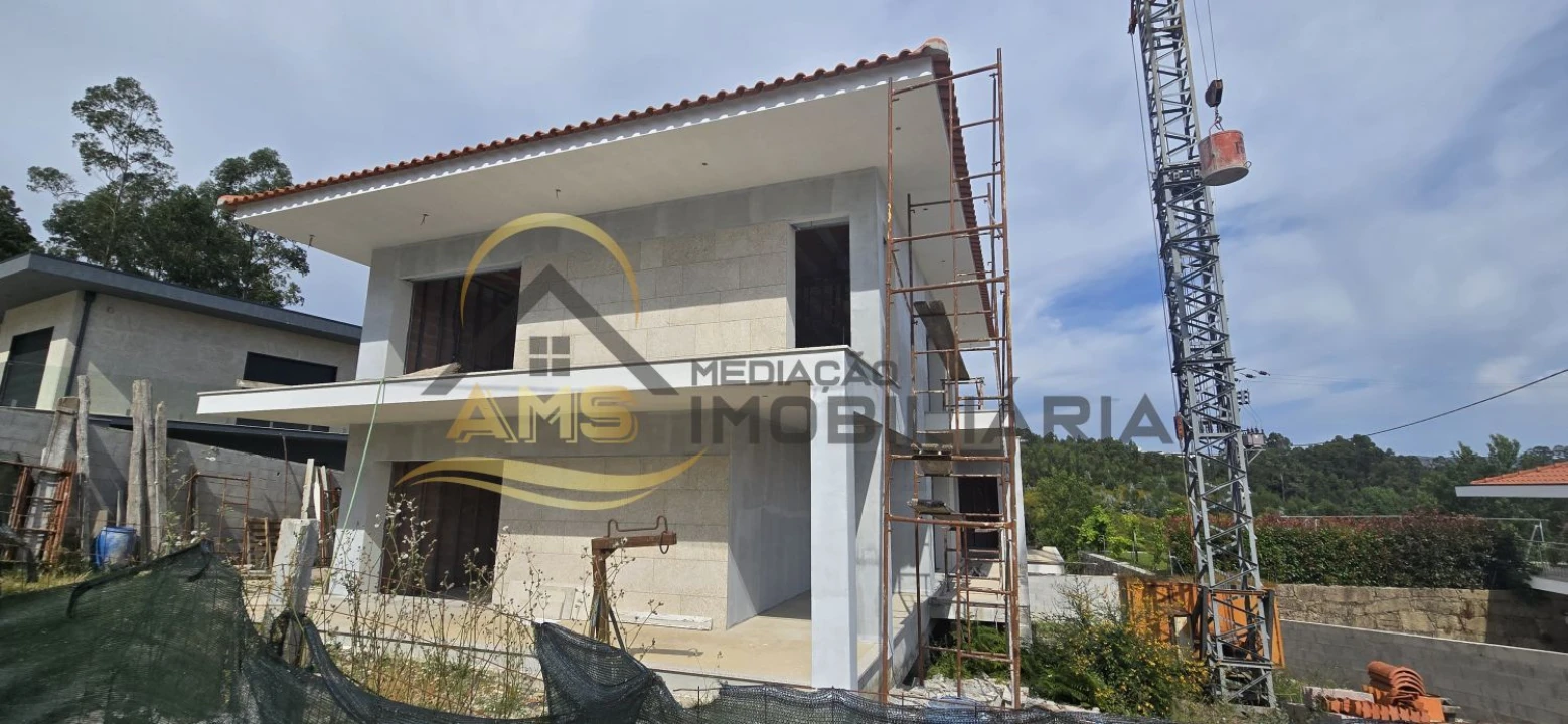 Moradia T4 para Venda em Revelhe Foto 20