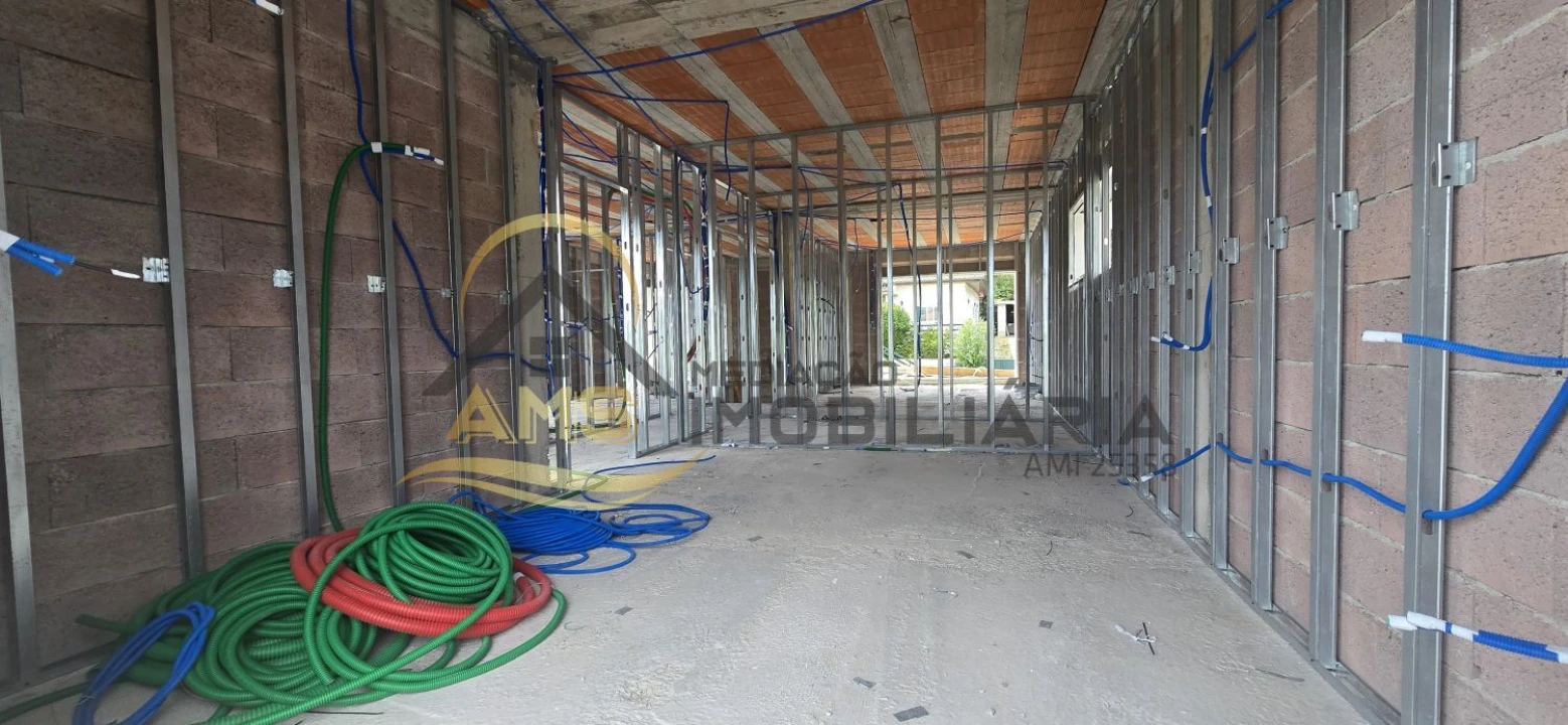 Moradia T4 para Venda em Revelhe Foto 34