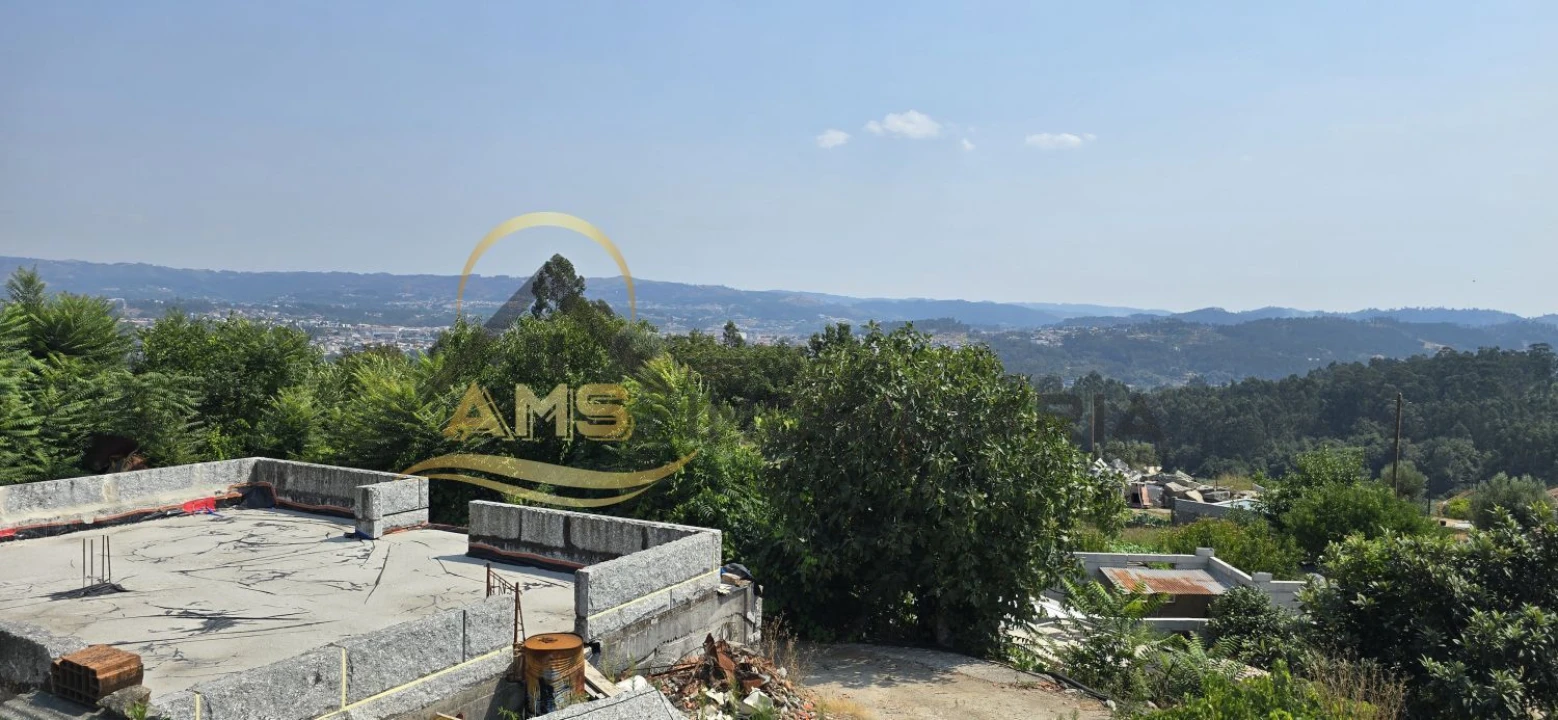 Moradia T2 para Venda em Golães Foto 54