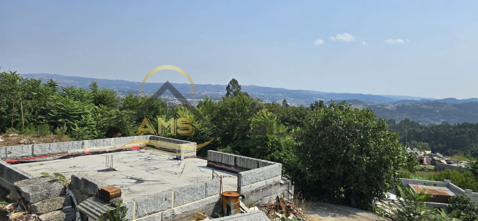 Moradia T2 para Venda em Golães Foto 53