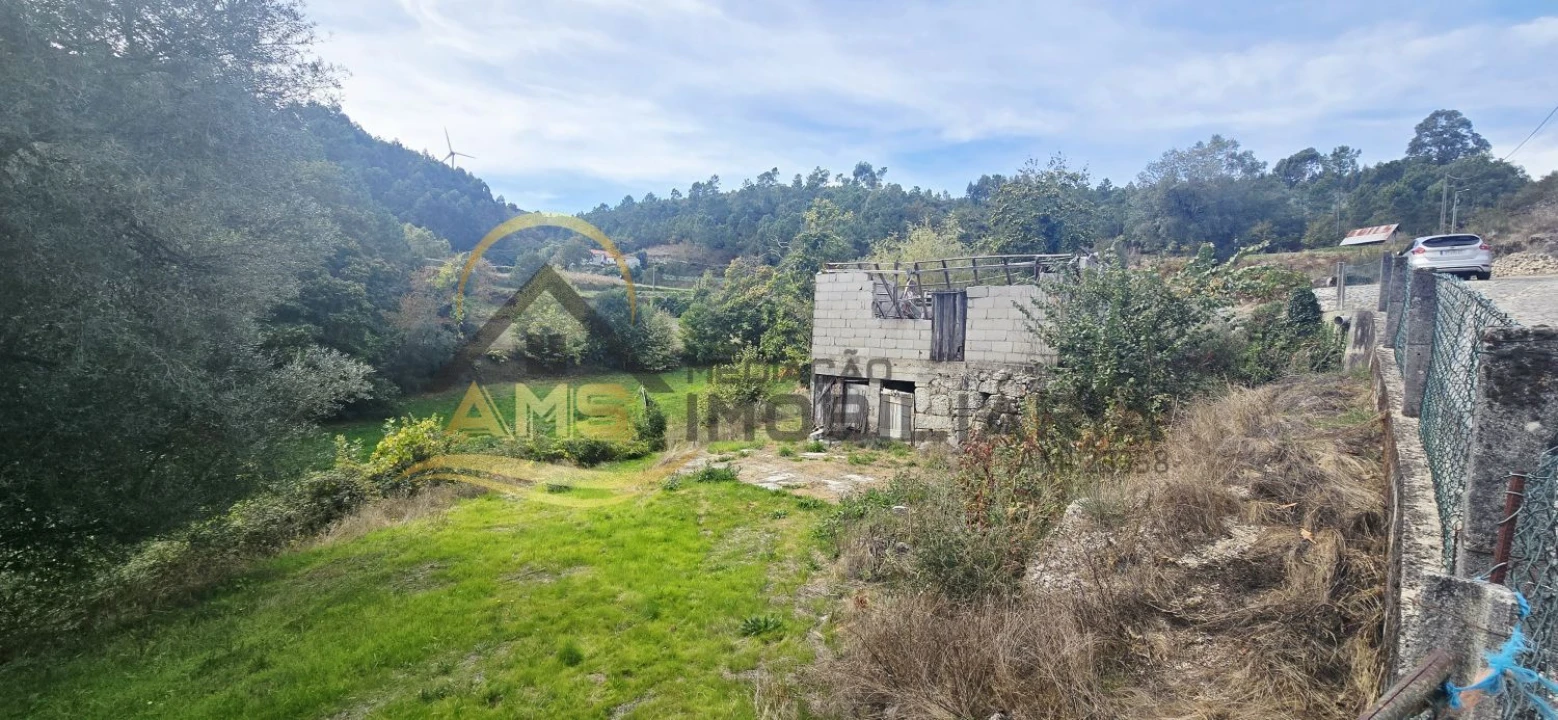 Quinta T2 para Venda em Vale de Bouro Foto 9