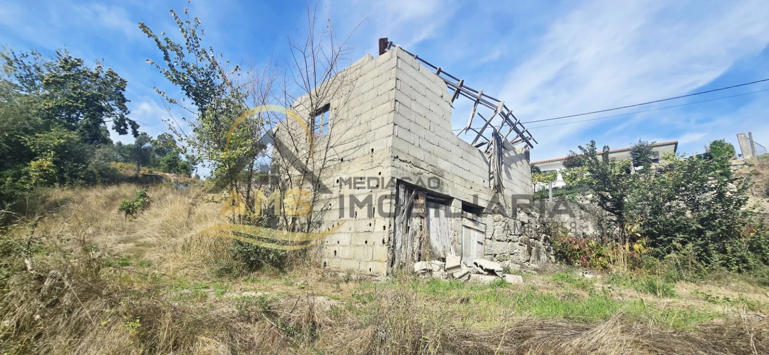 Quinta T2 para Venda em Vale de Bouro Foto 2