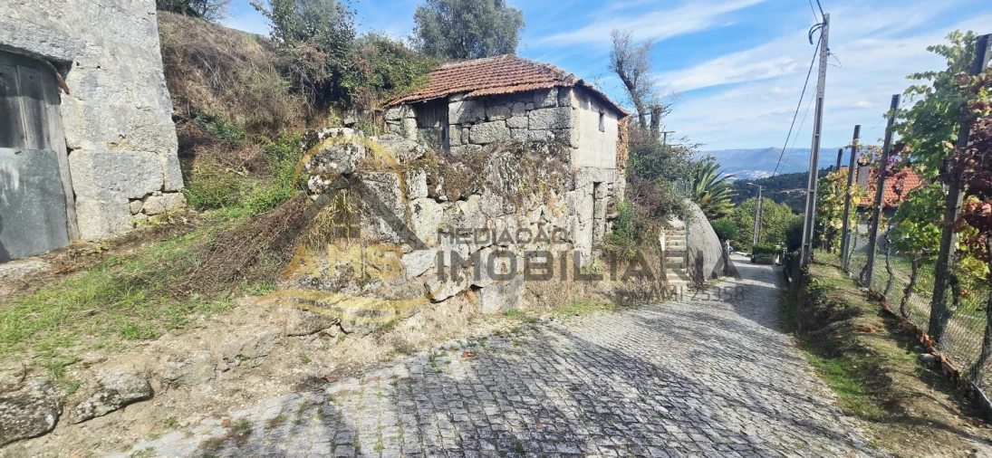 Moradia T3 para Venda em Vale de Bouro Foto 13