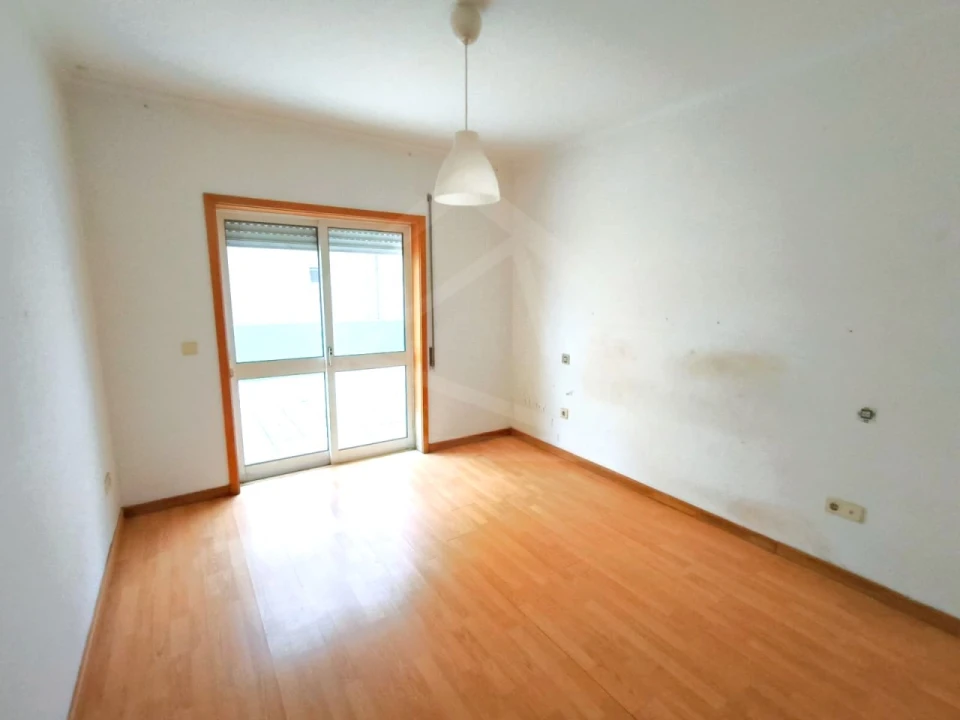 Apartamento T3 para Venda em O. Azeméis, Riba-Ul, Ul, Macinhata Seixa, Madail Foto 11