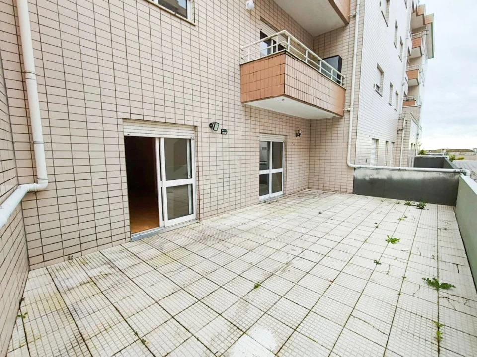 Apartamento T3 para Venda em O. Azeméis, Riba-Ul, Ul, Macinhata Seixa, Madail Foto 17