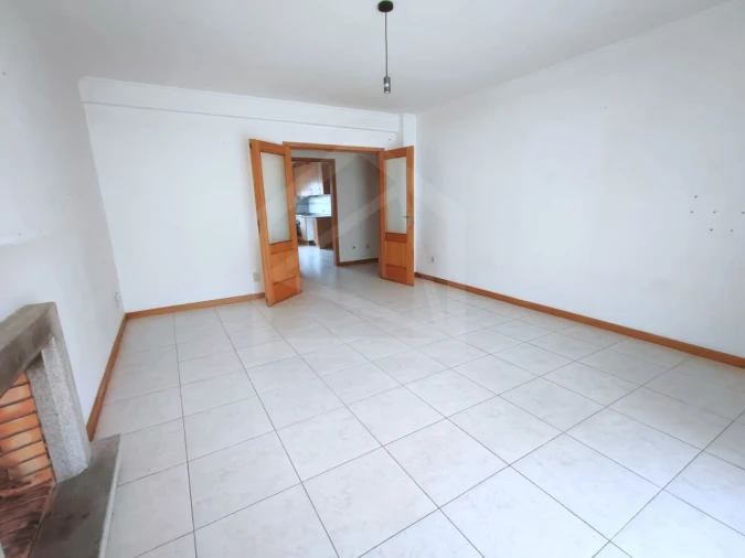 Apartamento T3 para Venda em O. Azeméis, Riba-Ul, Ul, Macinhata Seixa, Madail Foto 2