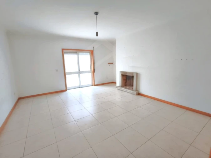 Apartamento T3 para Venda em O. Azeméis, Riba-Ul, Ul, Macinhata Seixa, Madail Foto 3