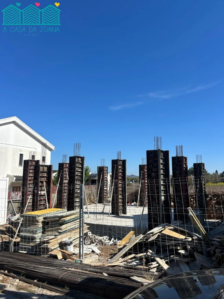 Moradia T3 para Venda em São Domingos de Rana Foto 9