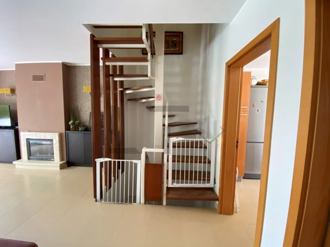 Moradia T4 para Venda em Carvalhal Foto 23