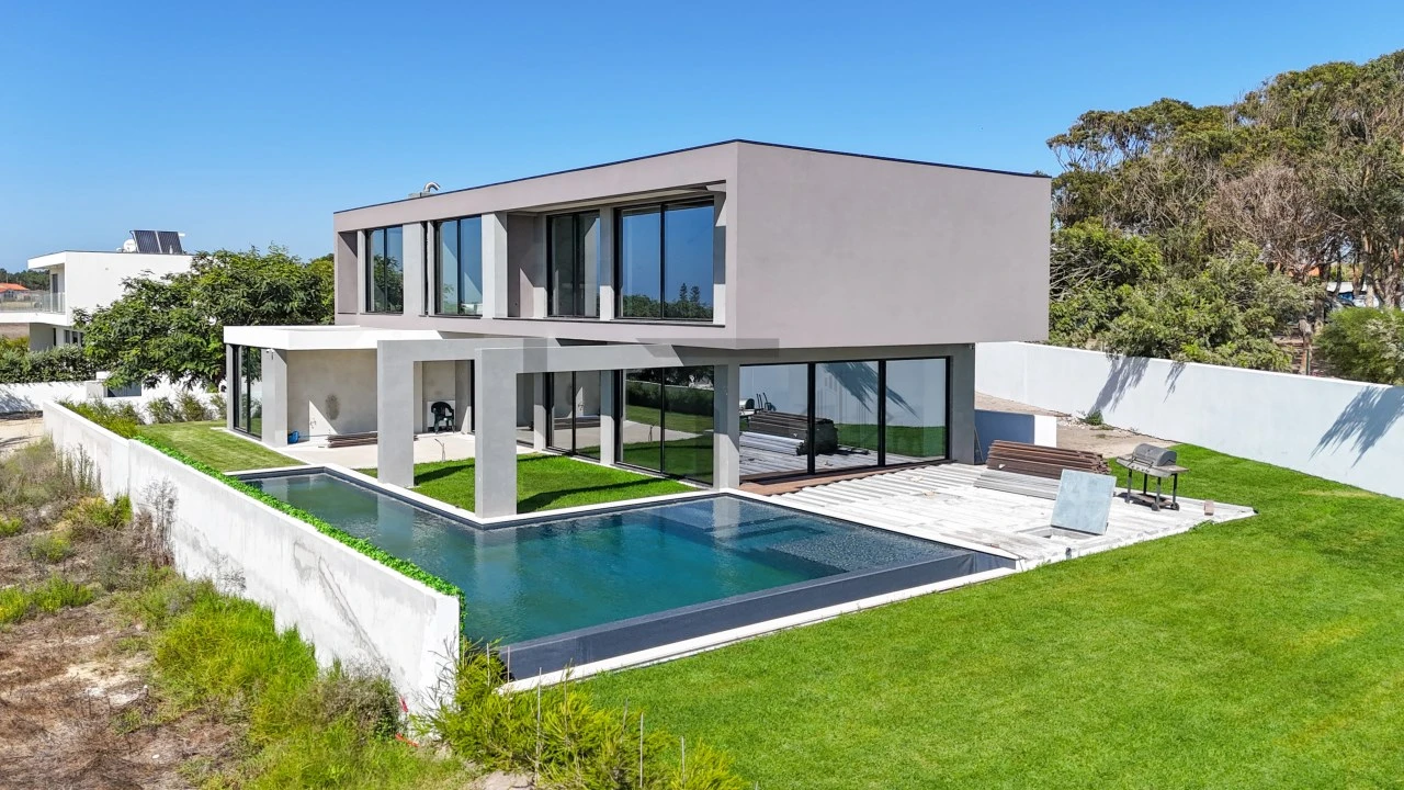 Moradia T3 para Venda em Porto Covo Foto 3